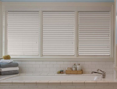 TWF_Alta-Faux-Wood-Blinds_Features-and-Benefits_Light-Control.jpg